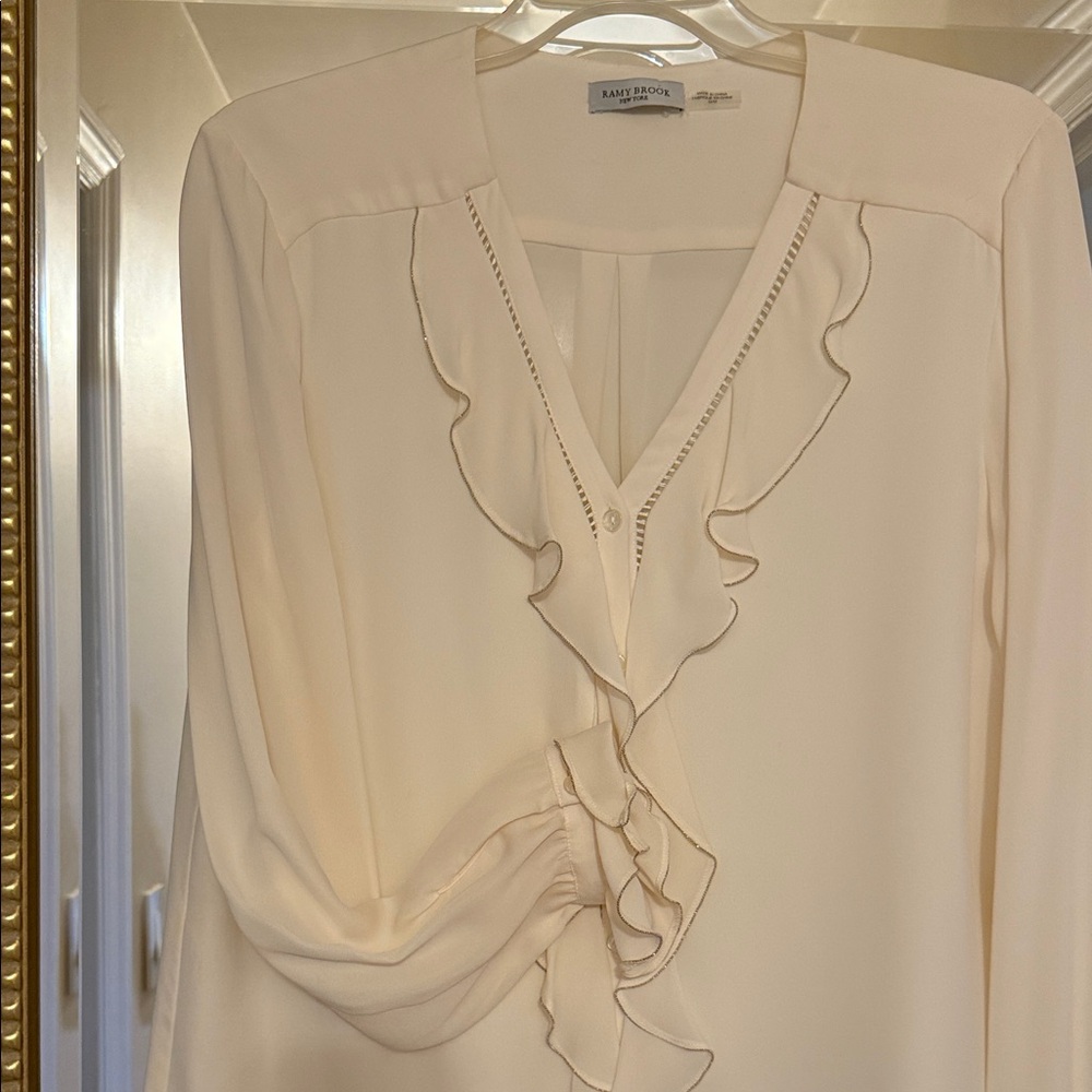 Ramy Brook Ivory Ruffle 💯 % Silk Blouse